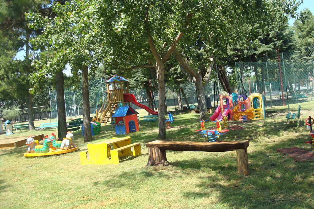 Club Del Sole Roseto Degli Abruzzi Easy Camping Village Extérieur photo