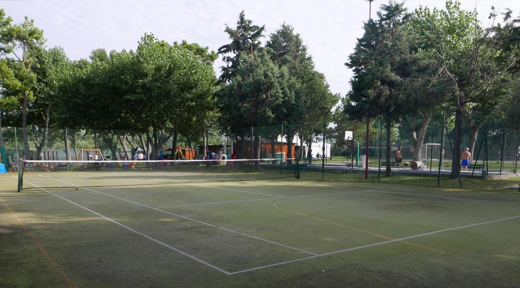 Club Del Sole Roseto Degli Abruzzi Easy Camping Village Extérieur photo